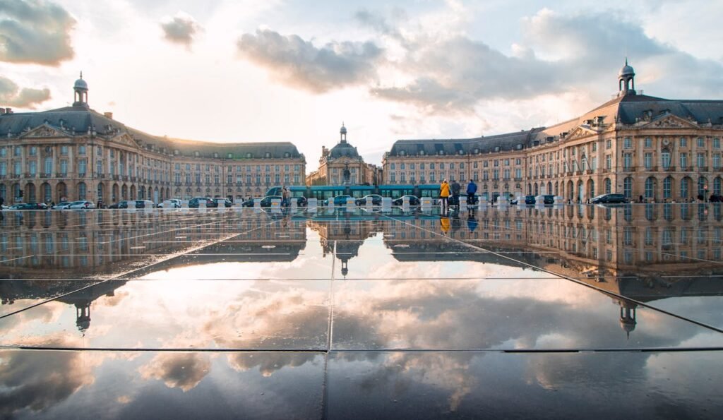 Photo de la ville de bordeaux pour trouver un agent d'état des lieux