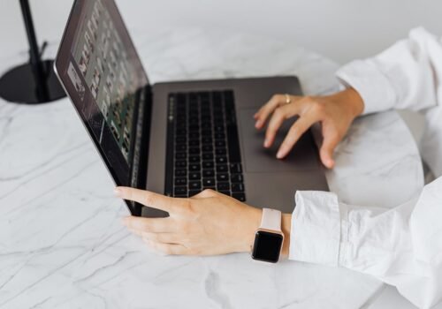 Agence Immobilière Uniquement sur Internet Solution Moderne